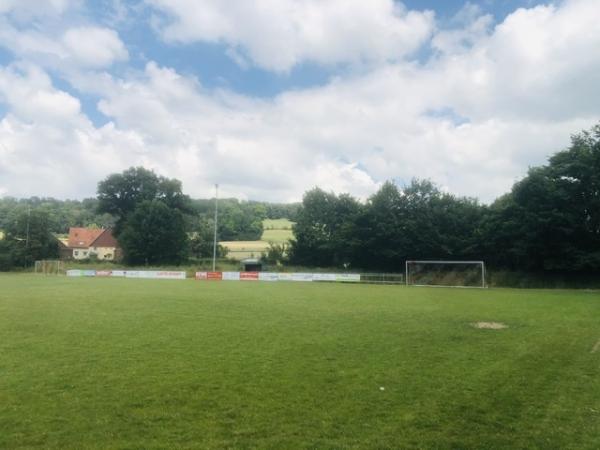 Sportplatz Dreizehnlindenweg - Bad Driburg-Alhausen