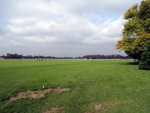Hackney Marshes pitch S1 - Hackney Wick, Greater London