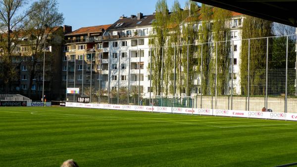 Bezirkssportanlage Stadion Hans-Böckler-Straße - Düsseldorf-Derendorf