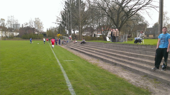 Charly-Dörfel-Platz - Hamburg-Harburg