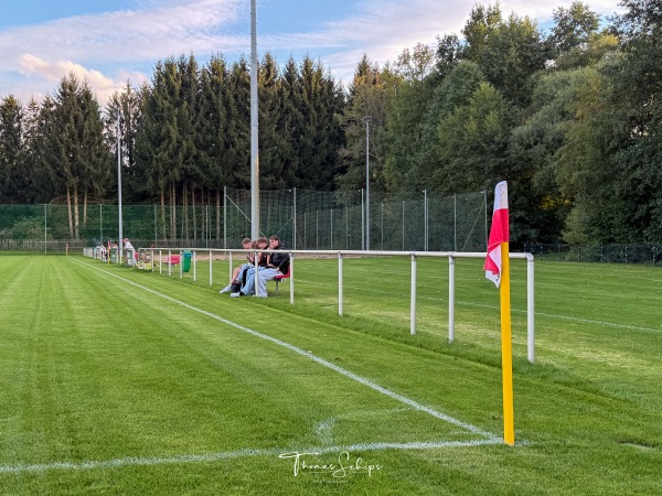 Sportplatz an der Hörselberghalle - Wutha-Farnroda