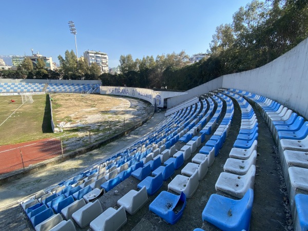 Stadiumi Selman Stërmasi - Tiranë (Tirana)