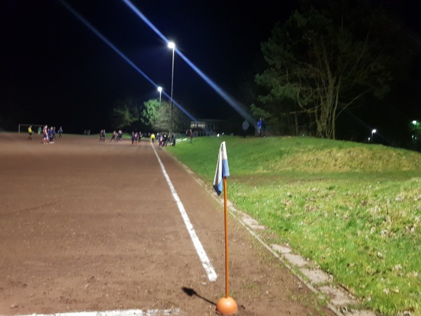 Schul- und Sportzentrum Bornhöved B-Platz - Bornhöved