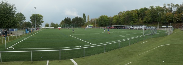 Sportplatz am Felseneck - Hackenheim