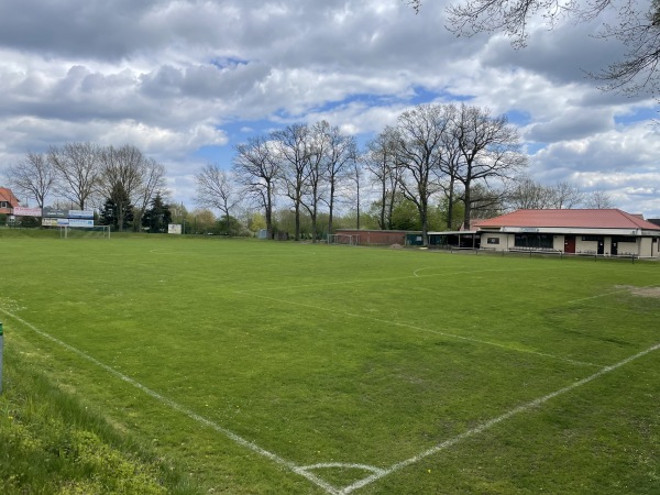 Sportanlage Unter den Eichen - Dörverden-Wahnebergen