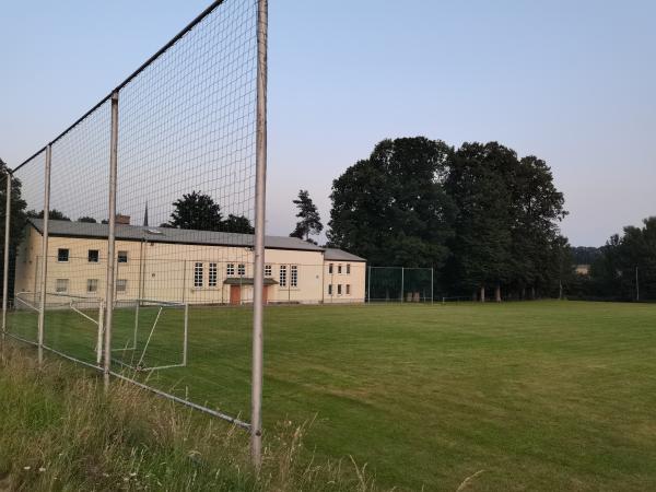 Sportplatz an der Turnhalle - Bernsdorf/Landkreis Zwickau