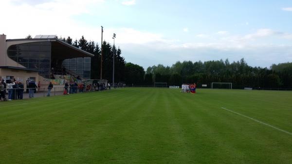 Stade Rue Denis Netgen - Schëffleng (Schifflange)