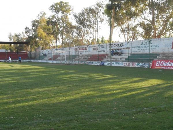 Estadio Hugo Pedro Alastra - Rodeo de la Cruz