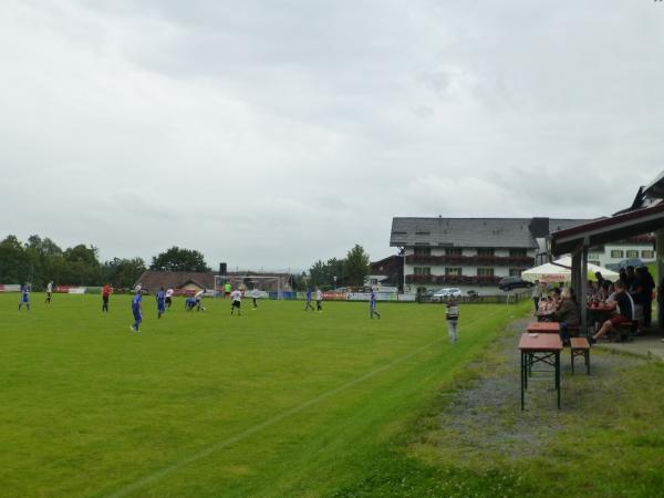 Sportplatz an der Grundschule - Büchlberg
