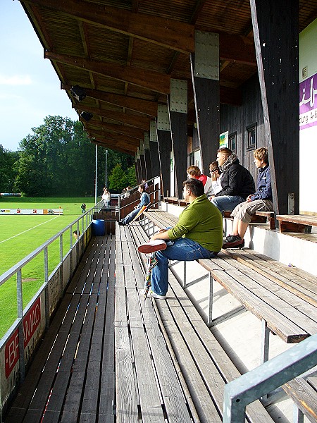 Ehemaliger Zustand: Holztribüne 2024 abgerissen