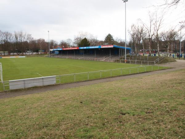 Bezirkssportanlage Stadion Feuerbachstraße - Düsseldorf-Bilk