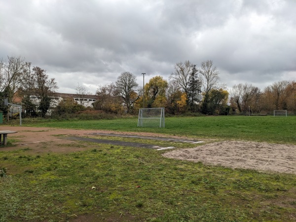 Sportplatz Schule am Storchennest - Neustadt/Weinstraße-Geinsheim