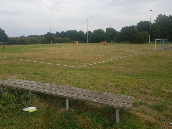 Sportanlage Mielsdorfer Straße - Weede
