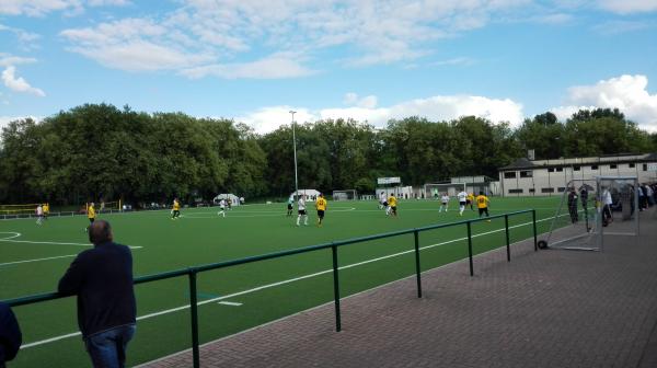 Emschersportpark Platz hinter der Tribüne - Oberhausen/Rheinland