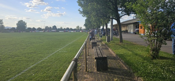 Sportanlage Am Unteren Griesweg Platz 2 - Lustadt-Auf der Büsche