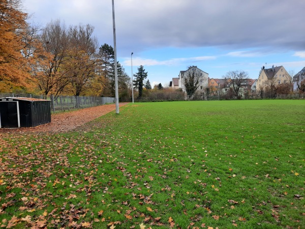 Sportplatz hinter der Meinloh-Halle - Ulm/Donau-Söflingen