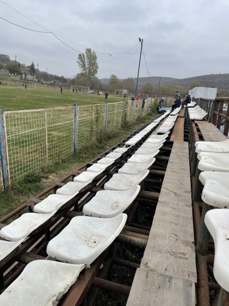 Stadionul Unirea - Leamna de Sus