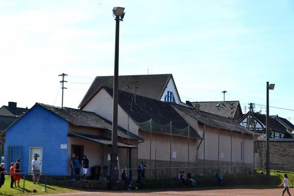 Sportplatz Eichener Straße - Bad Münstereifel-Houverath