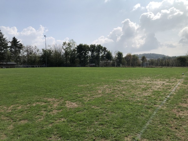 Sportplatz Niedermeilingen - Heidenrod-Niedermeilingen