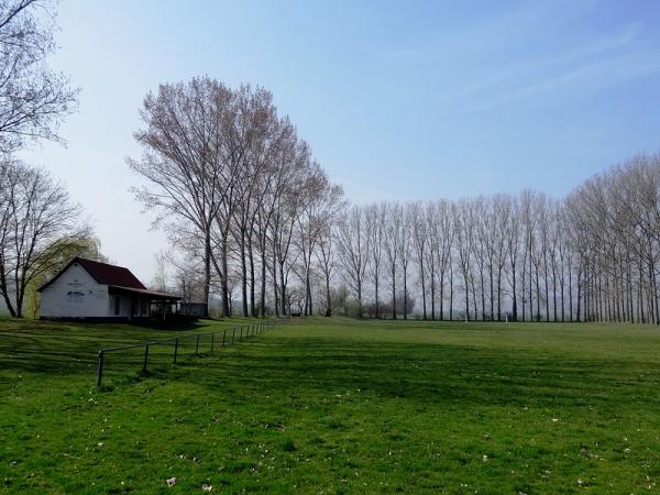 Sportplatz am Pfüffeler Bach - Brücken-Hackpfüffel