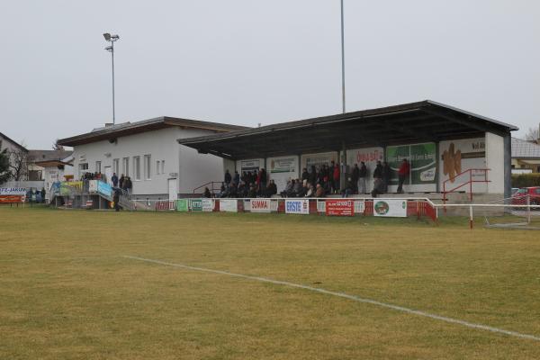 Sportplatz Jedenspeigen - Jedenspeigen