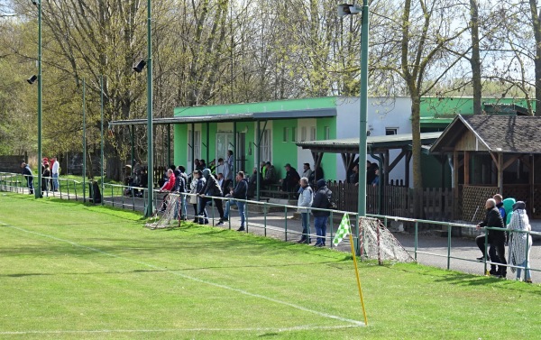 Futbalové ihrisko Michal na Ostrove - Michal na Ostrove