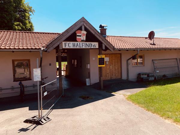 Schulsportplatz - Halfing
