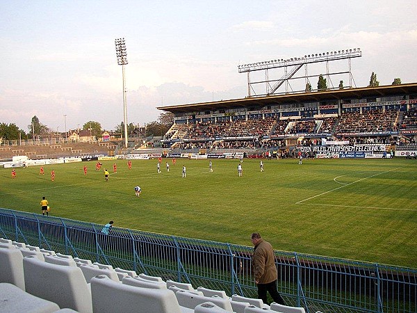 Hidegkuti Nándor Stadion (alt) - Budapest