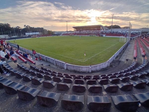 Estádio Comendador Henrique Amorim - Santa Maria de Lamas