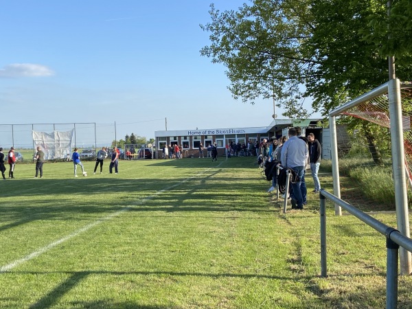 Sportplatz Am Marienkreuz - Erftstadt-Herrig
