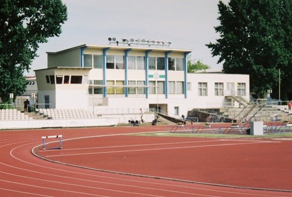 Sportkomplex Robert-Koch-Straße - Halle/Saale-Gesundbrunnen