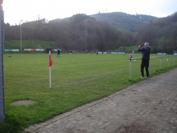 Sportplatz Im Tal - Hallenberg-Hesborn