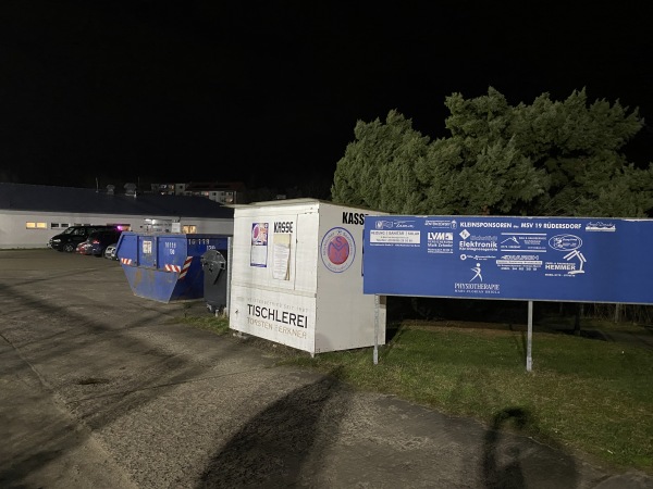 Glück-Auf-Stadion Nebenplatz - Rüdersdorf bei Berlin