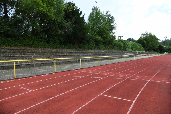 Verbandsgemeindestadion im Schul- und Sportzentrum - Bad Bergzabern