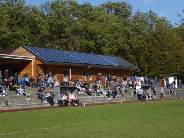 Waldsportplatz - Helmstadt