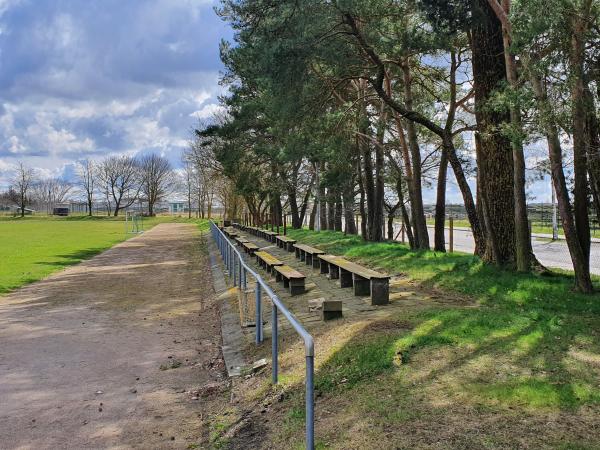 Sportanlage Hiddenhausener Straße - Loitz