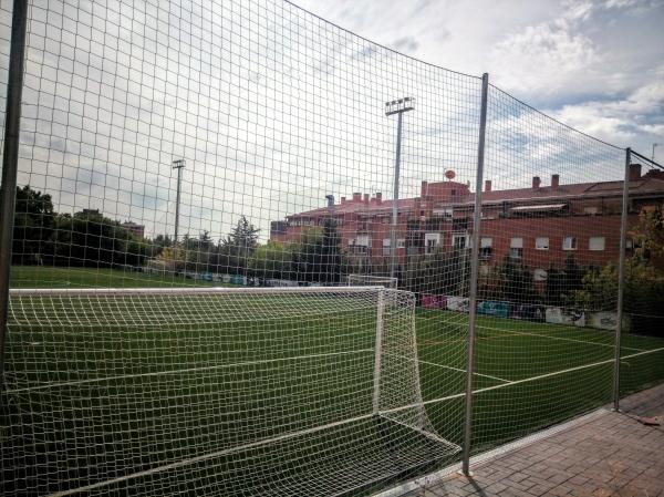 Campo de Fútbol CES - Madrid, MD