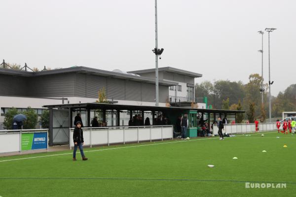Häcker Wiehenstadion Nebenplatz - Rödinghausen-Schwenningdorf