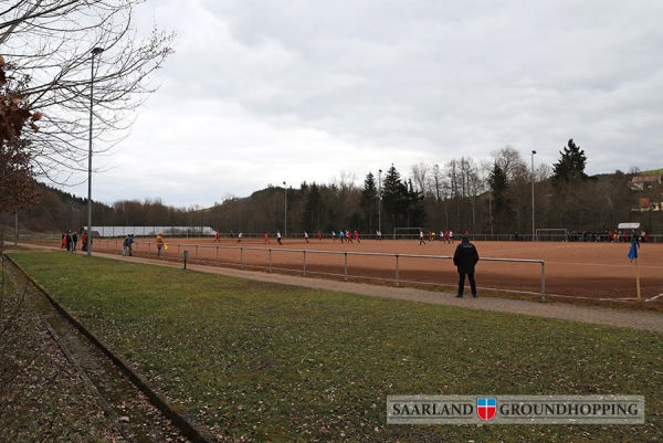 Sportplatz In der Au - Hinzweiler