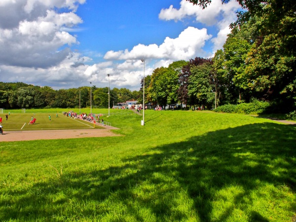 Volksparkstadion Nebenplatz 1 - Duisburg-Rheinhausen