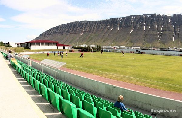 Kerecisvöllurinn - Ísafjörður