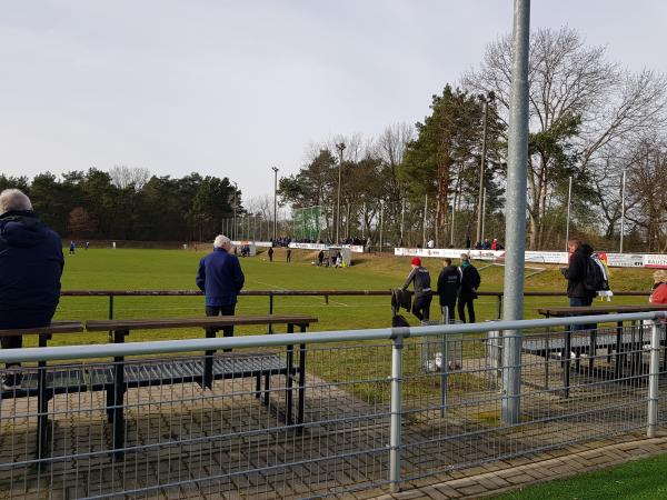 ELGORA-Stadion Nebenplatz - Oranienburg-Sachsenhausen