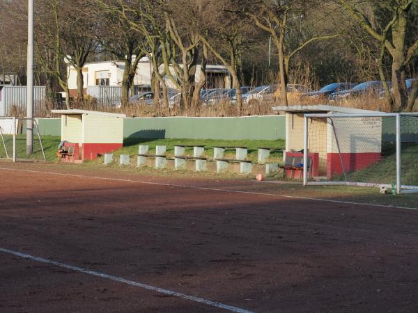 Revierparkstadion am Mattlerbusch - Duisburg-Röttgersbach