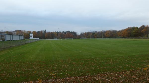 Bezirkssportanlage Franzsches Feld B-Platz - Braunschweig