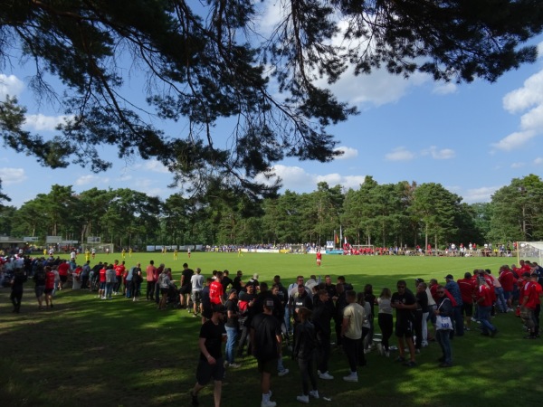 Sportplatz Zum Burgberg - Zossen-Wünsdorf