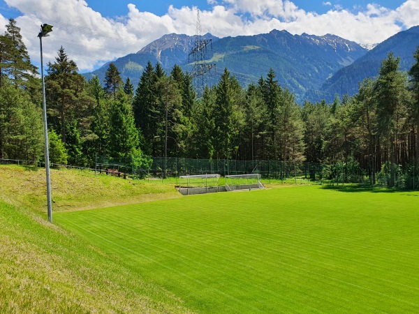 Sportplatz Wiesle - Karres