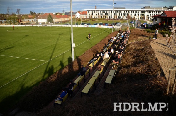 Fotbalové hřiště SK Olympie Dolní Břežany - Dolní Břežany