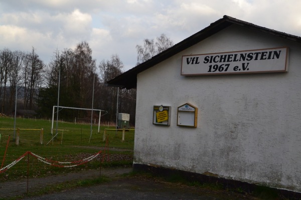 Sportplatz Sichelnstein - Staufenberg/Niedersachsen-Sichelnstein