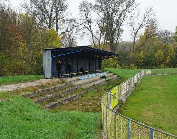 Futbalový štadión Hurbanovo - Hurbanovo