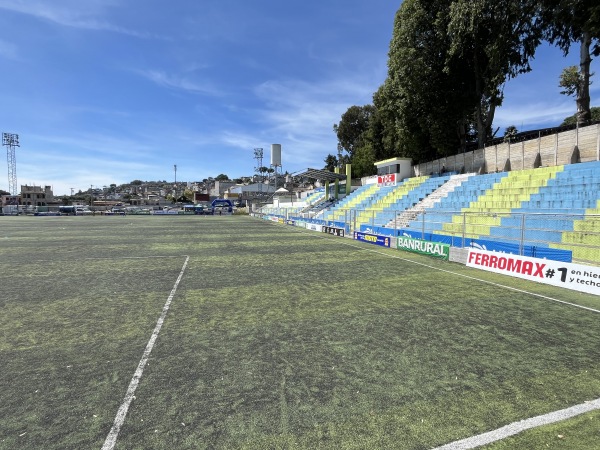 Estadio Santo Domingo - Mixco